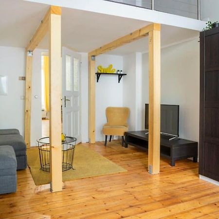 Modern Plus Ac Plus Selfcheckin Berlin Exteriör bild